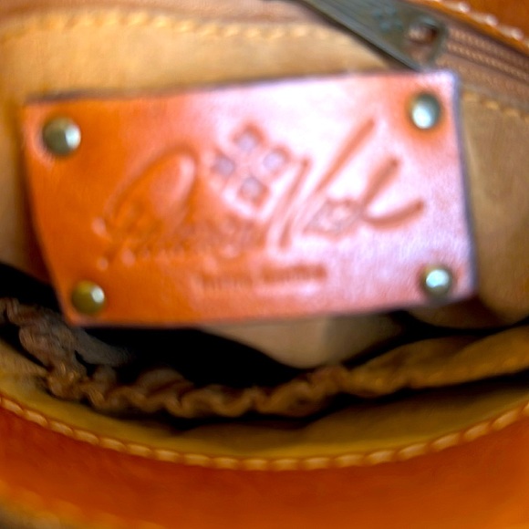 PATRICIA NASH Heritage Venezia Pouch Crossbody Messenger Bag- Cognac - Picture 7 of 9